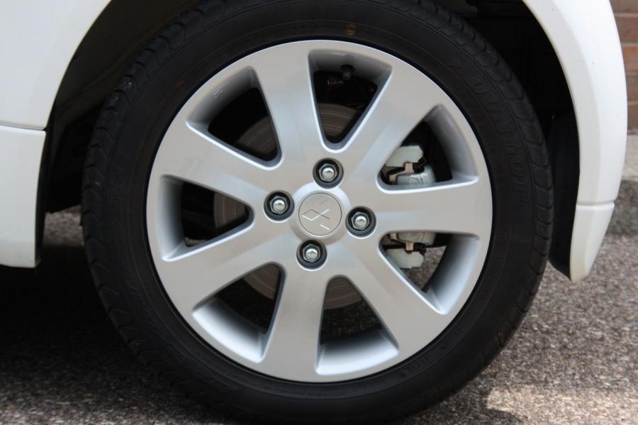  Mitsubishi i-MiEV (JDM) 2010 года  (фото 46 из 50)
